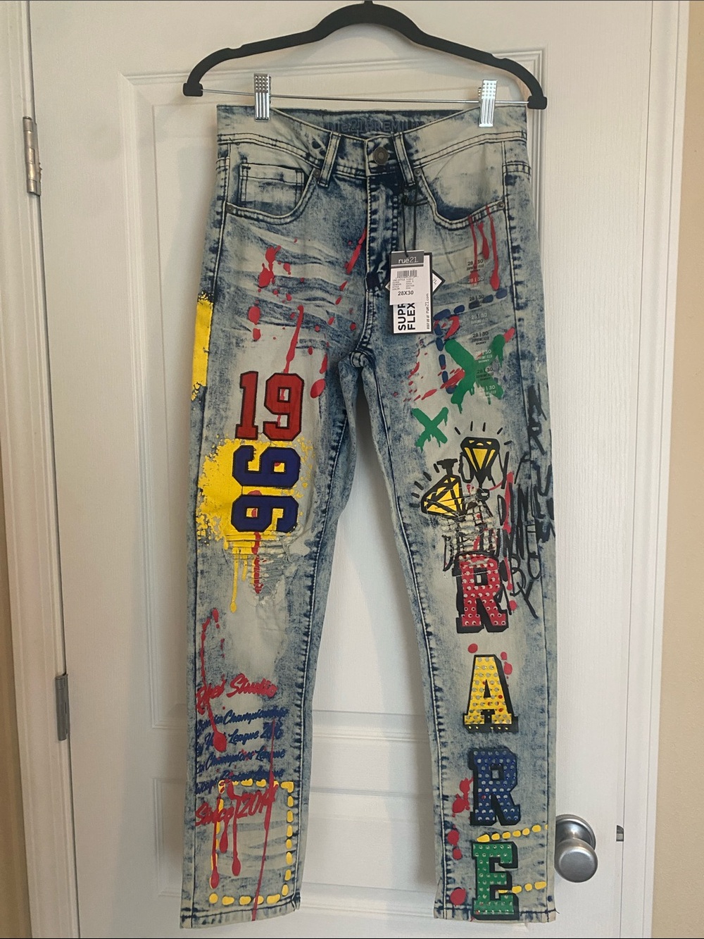 Rue21 Paint-Splatter COOL GRAFFITI Graphic Acid Wash SKINNY Jeans NWT Size 28x30